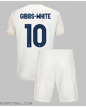 Billige Fotballdrakt Nottingham Forest Morgan Gibbs-White #10 Replika Bortedraktsett Barn 2025-26 Kortermet (med bukser)